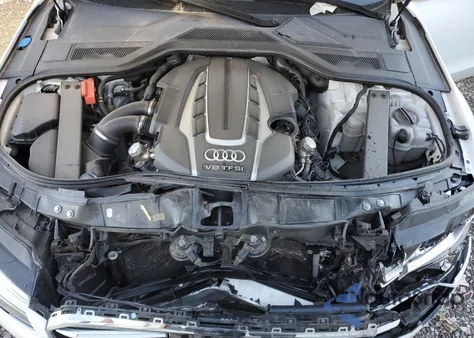 2015 Audi A8 Quattro из США, поврежденный, VIN WAUJ2AFD3FN040385